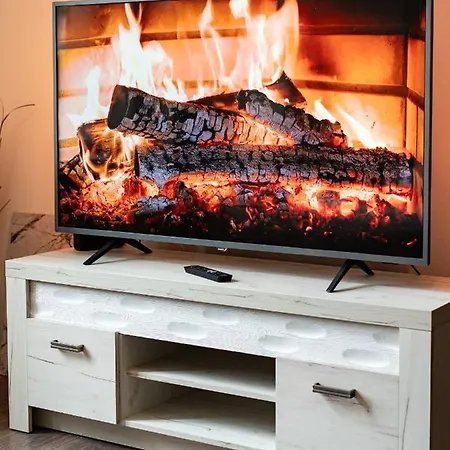 Emperors Elegance شقة *