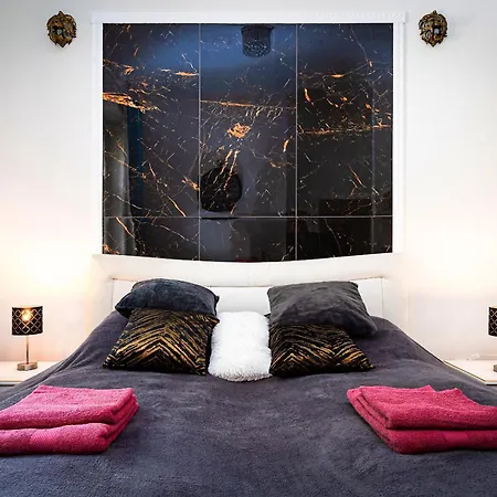 Emperors Elegance Appartement *